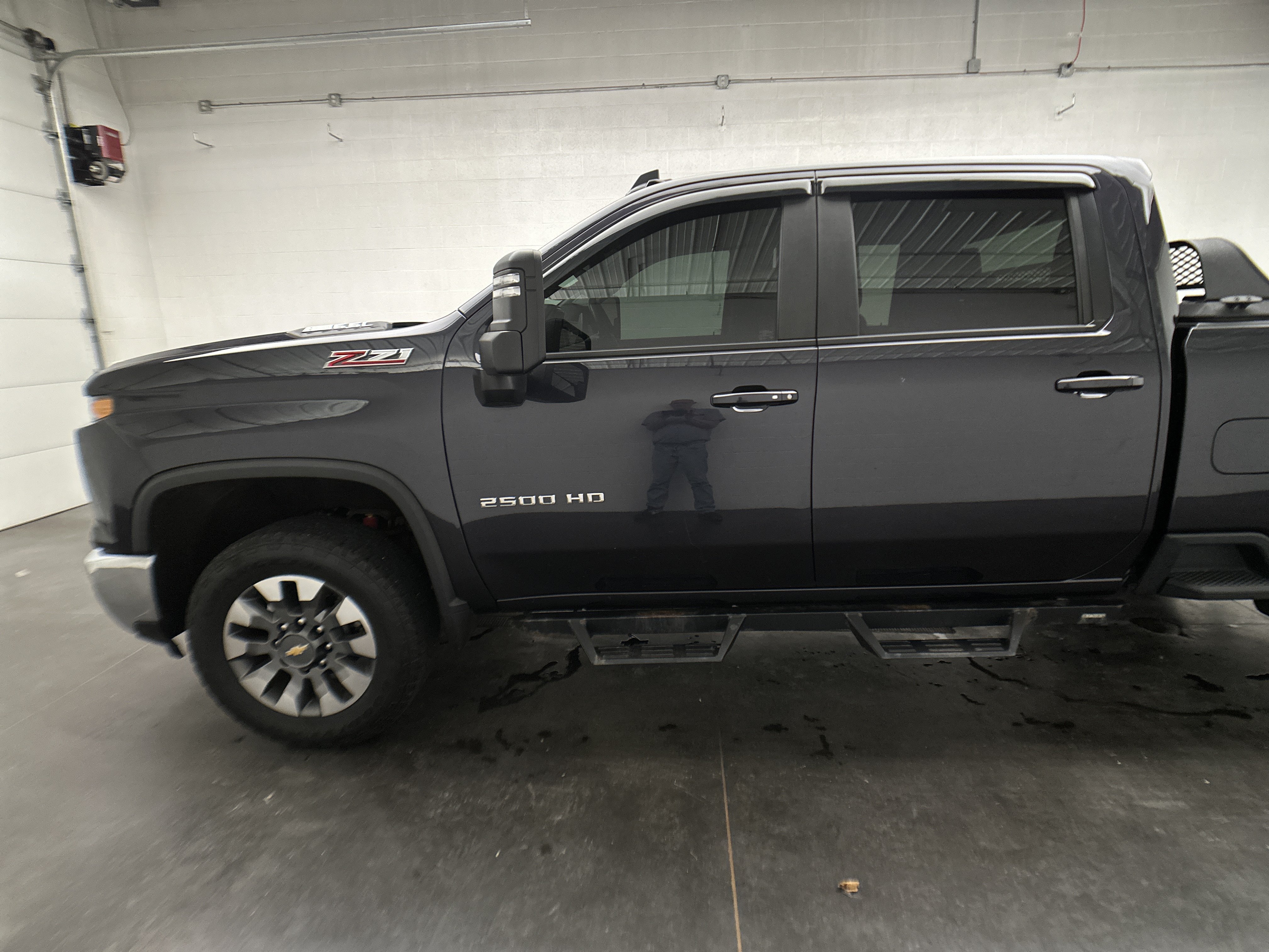 Used 2024 Chevrolet Silverado 2500 LT AWD/4WD image 22