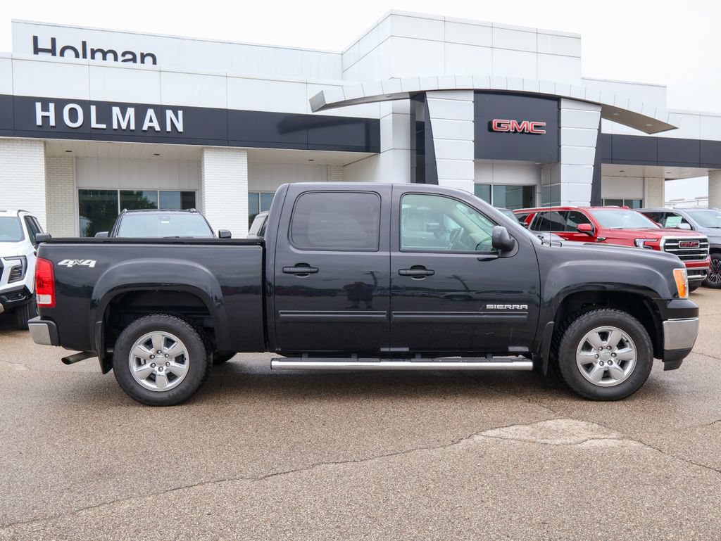 Used 2013 GMC Sierra 1500 SLT w/ SLT Convenience Package AWD/4WD image 2