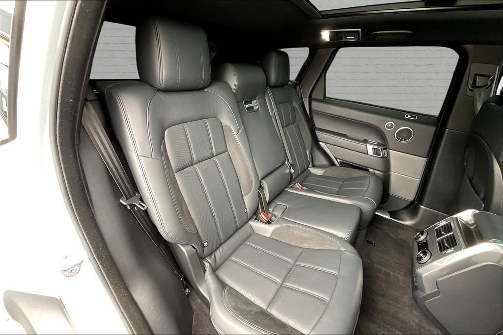 Used 2022 Land Rover Range Rover Sport HST AWD/4WD image 24