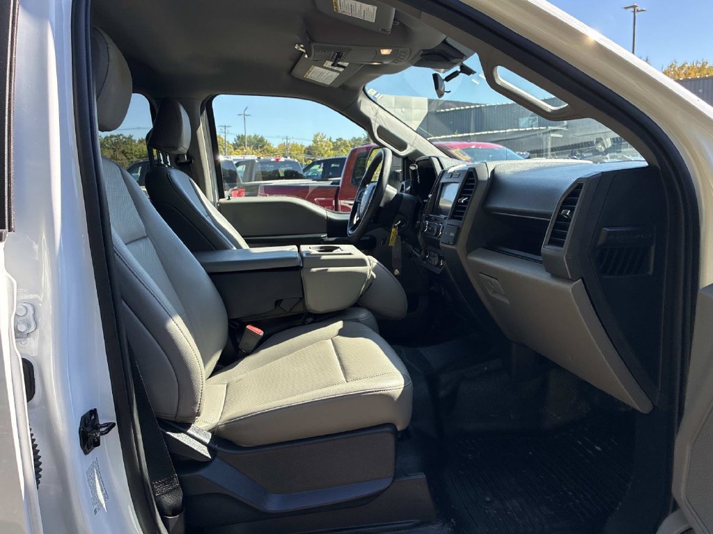 Used 2022 Ford F350 XL w/ STX Appearance Package AWD/4WD image 9