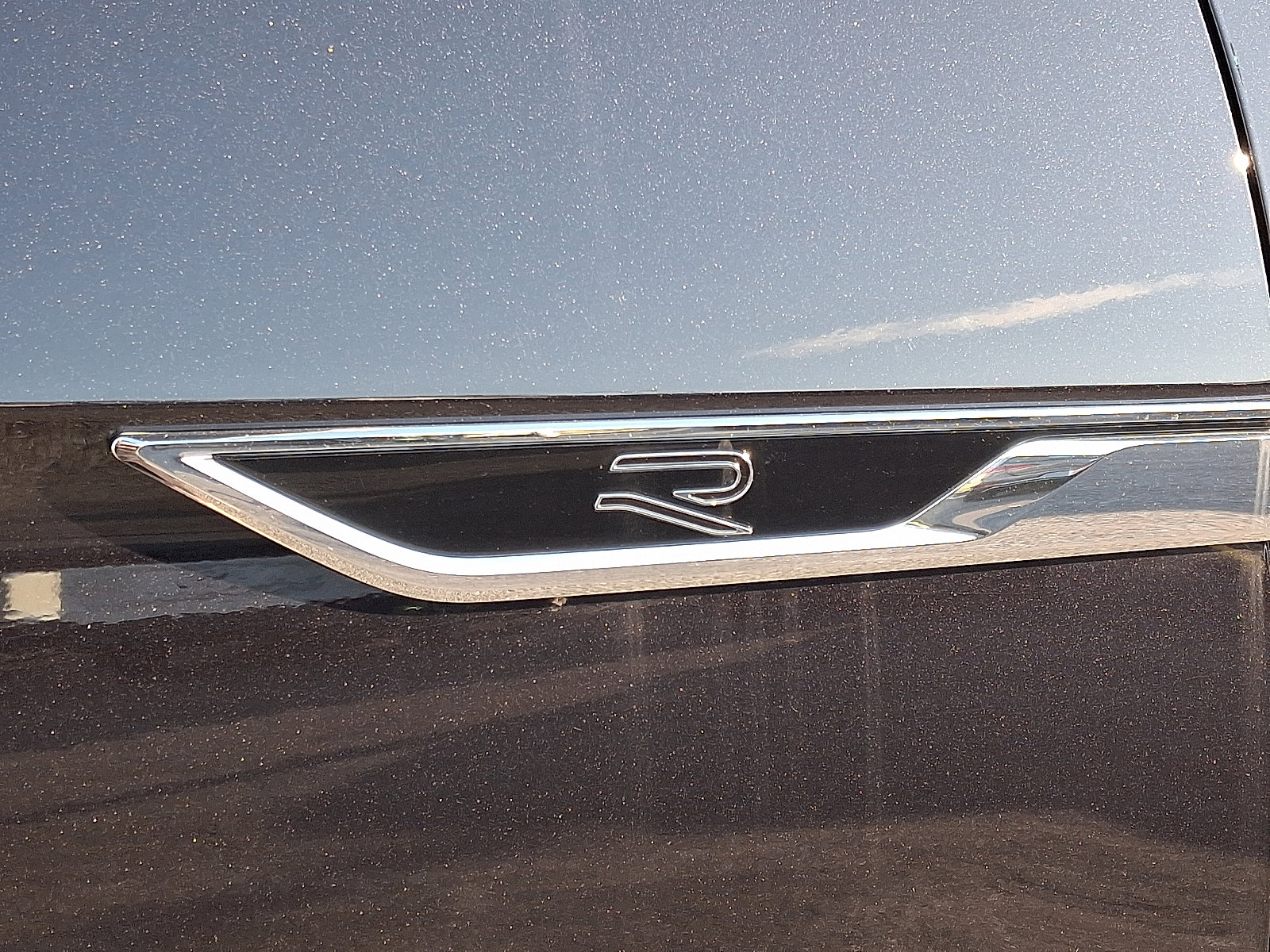 New 2025 Volkswagen Atlas SEL Premium R-Line image 12