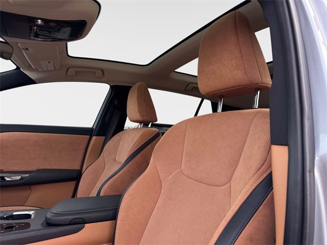 Used 2023 Lexus RZ 450e Premium image 18