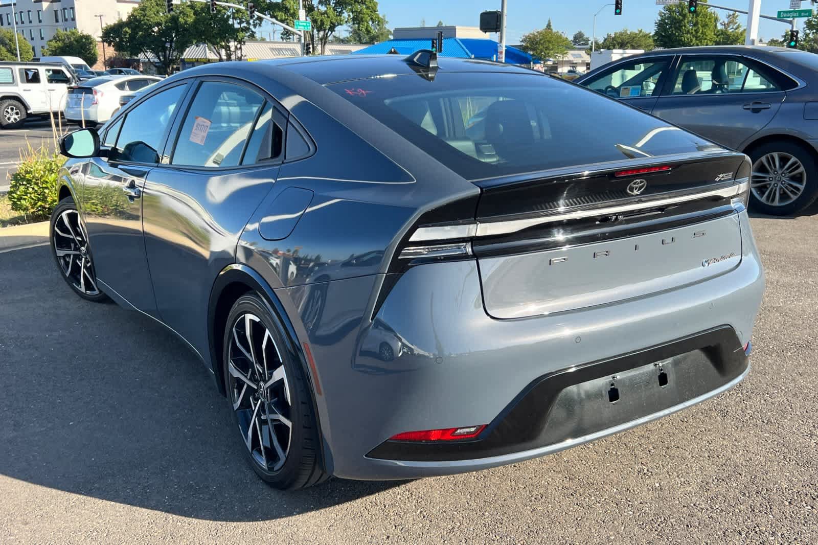 Used 2024 Toyota Prius Prime Premium w/ Advanced Technology Package FWD image 6