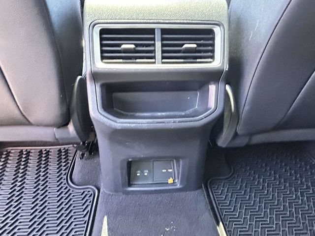 Used 2026 Volkswagen Atlas Cross Sport SE w/ Panoramic Sunroof Package AWD/4WD image 11