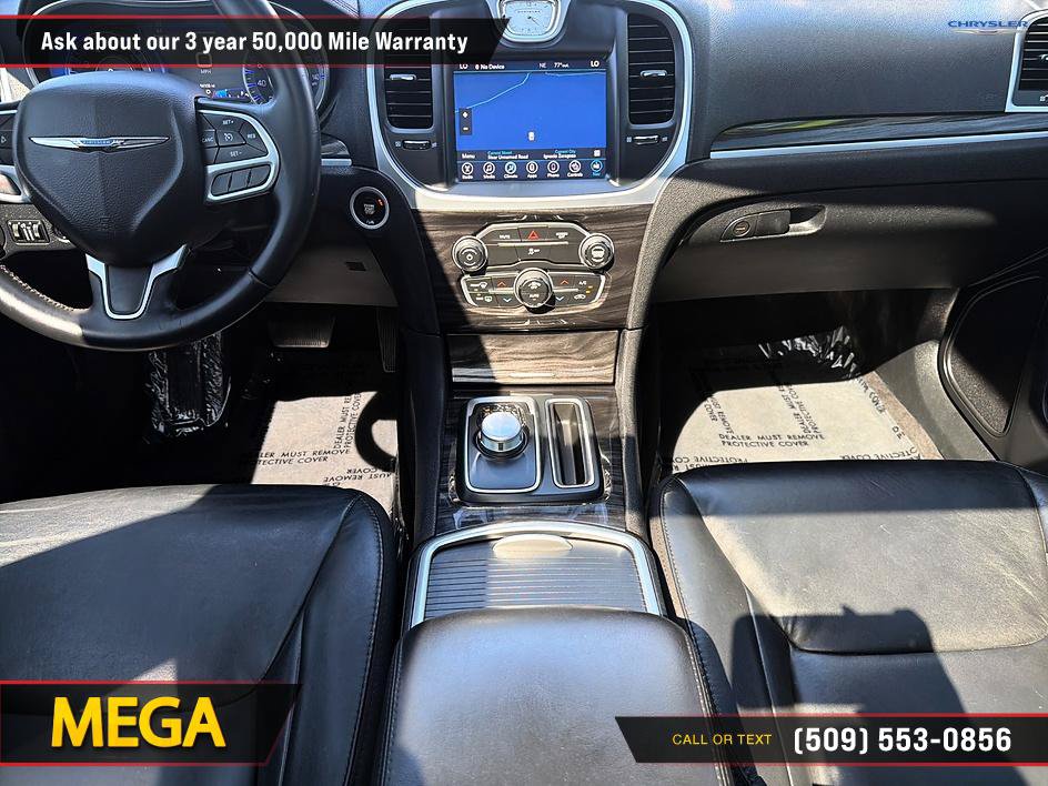 Used 2017 Chrysler 300 Limited w/ Value Package RWD image 18