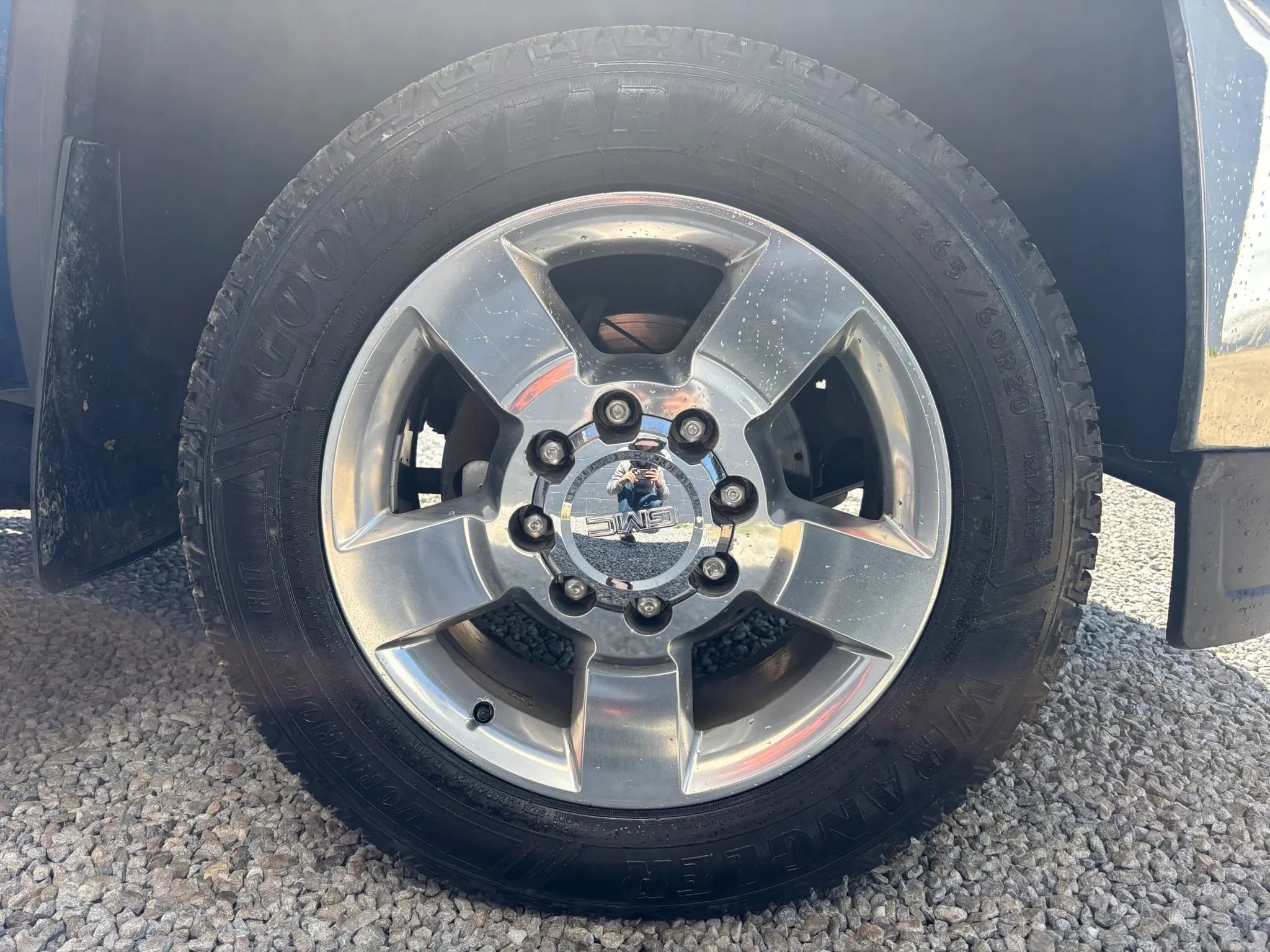 Used 2016 GMC Sierra 2500 Denali w/ Duramax Plus Package AWD/4WD image 7