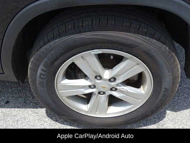 Used 2020 Chevrolet Trax LS w/ Tint and Cruise Package image 16
