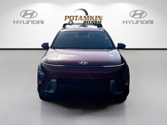 Used 2024 Hyundai Kona SEL FWD image 2