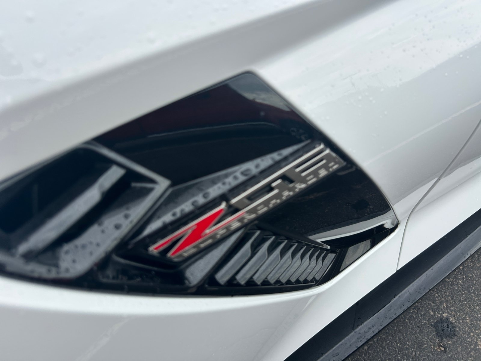 Used 2018 Chevrolet Corvette Z06 RWD image 21