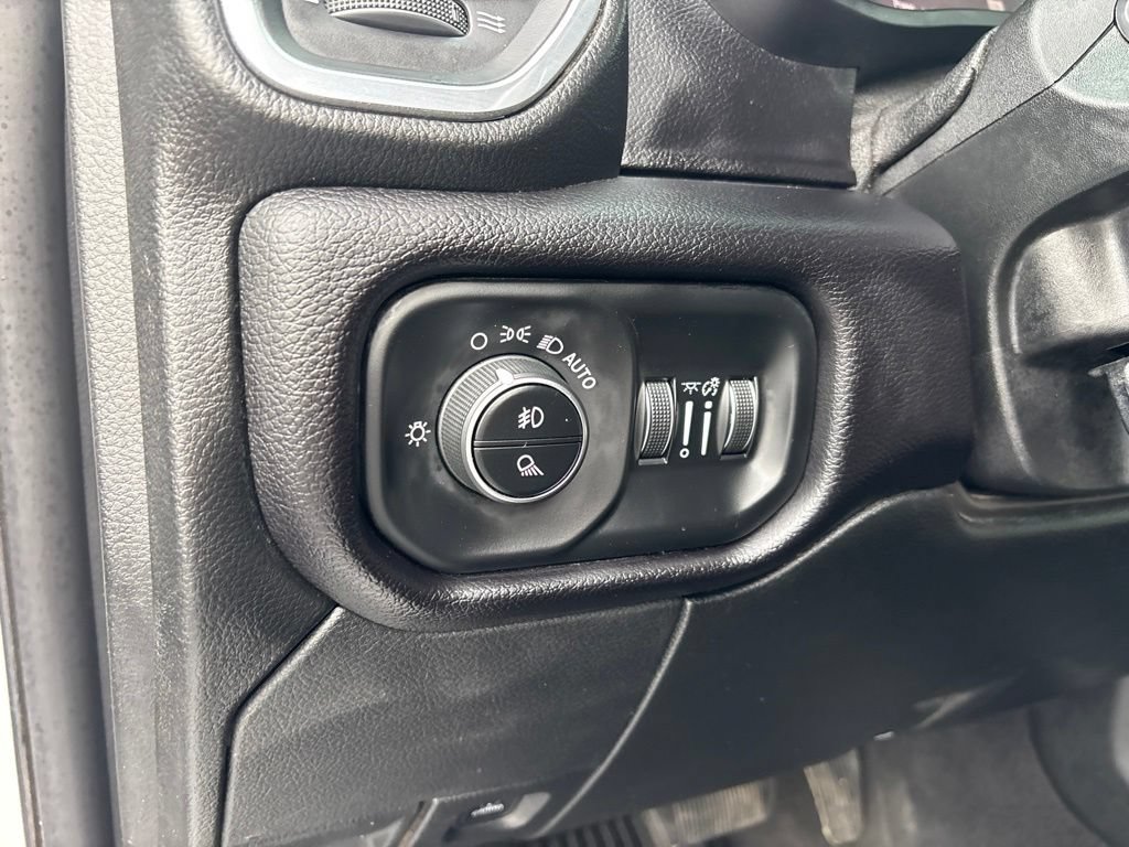 Used 2021 RAM 3500 Laramie AWD/4WD image 12