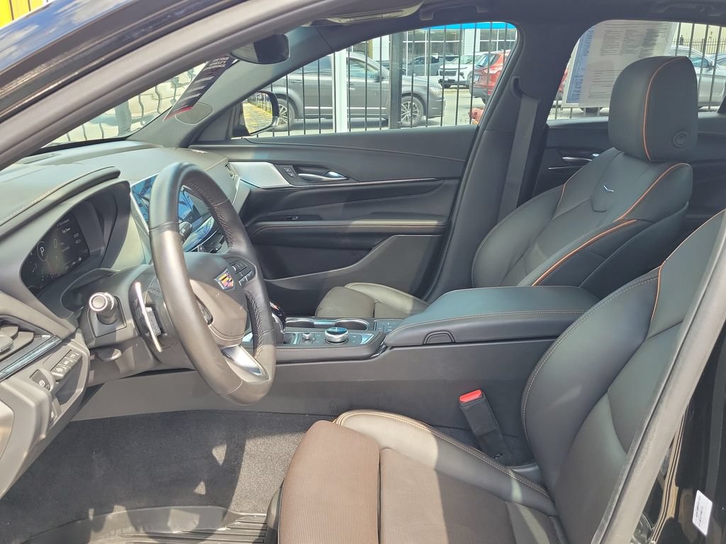 Used 2025 Cadillac CT4 V w/ Technology Package AWD/4WD image 19