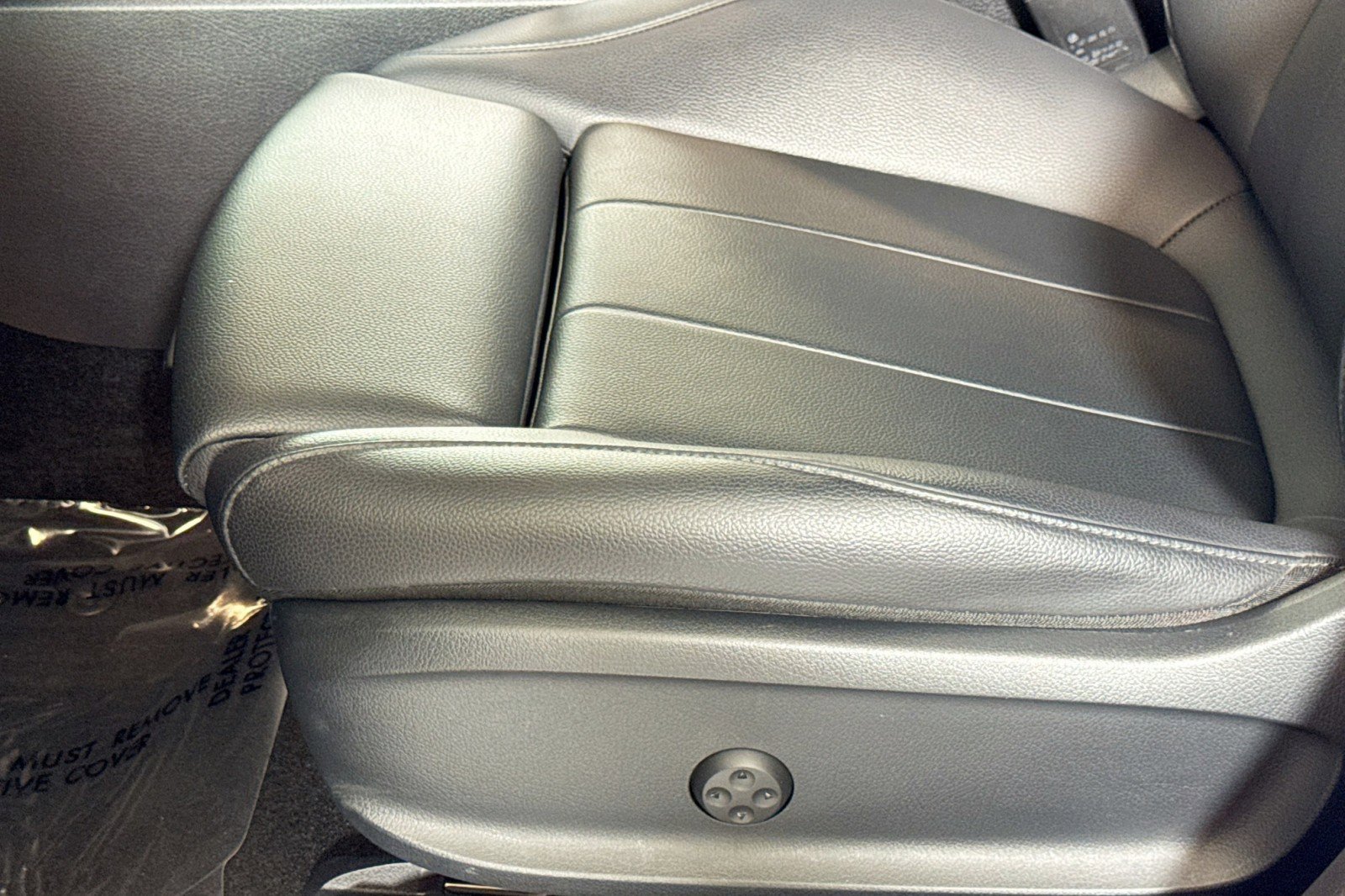 Used 2023 Mercedes-Benz EQB 300 4MATIC image 18