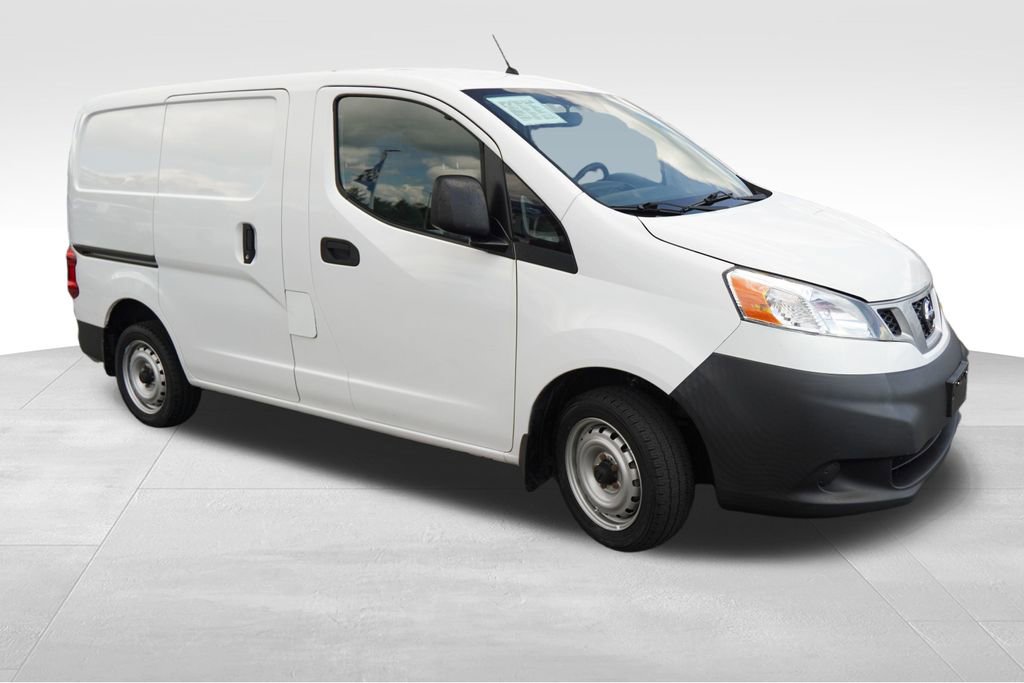 Used 2015 Nissan NV200 SV w/ Back Door Glass Package image 3
