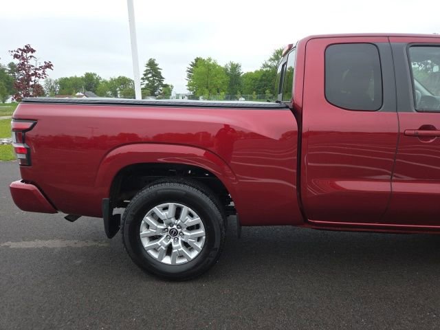 Used 2022 Nissan Frontier SV AWD/4WD image 7