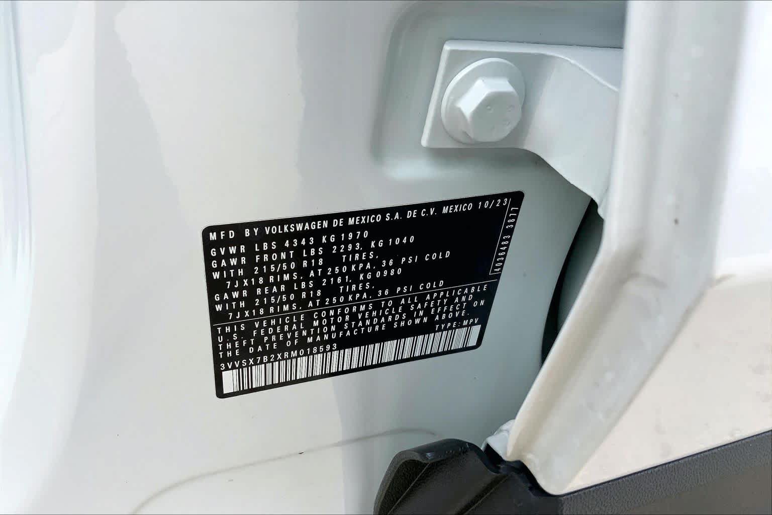 Used 2024 Volkswagen Taos SE FWD image 34