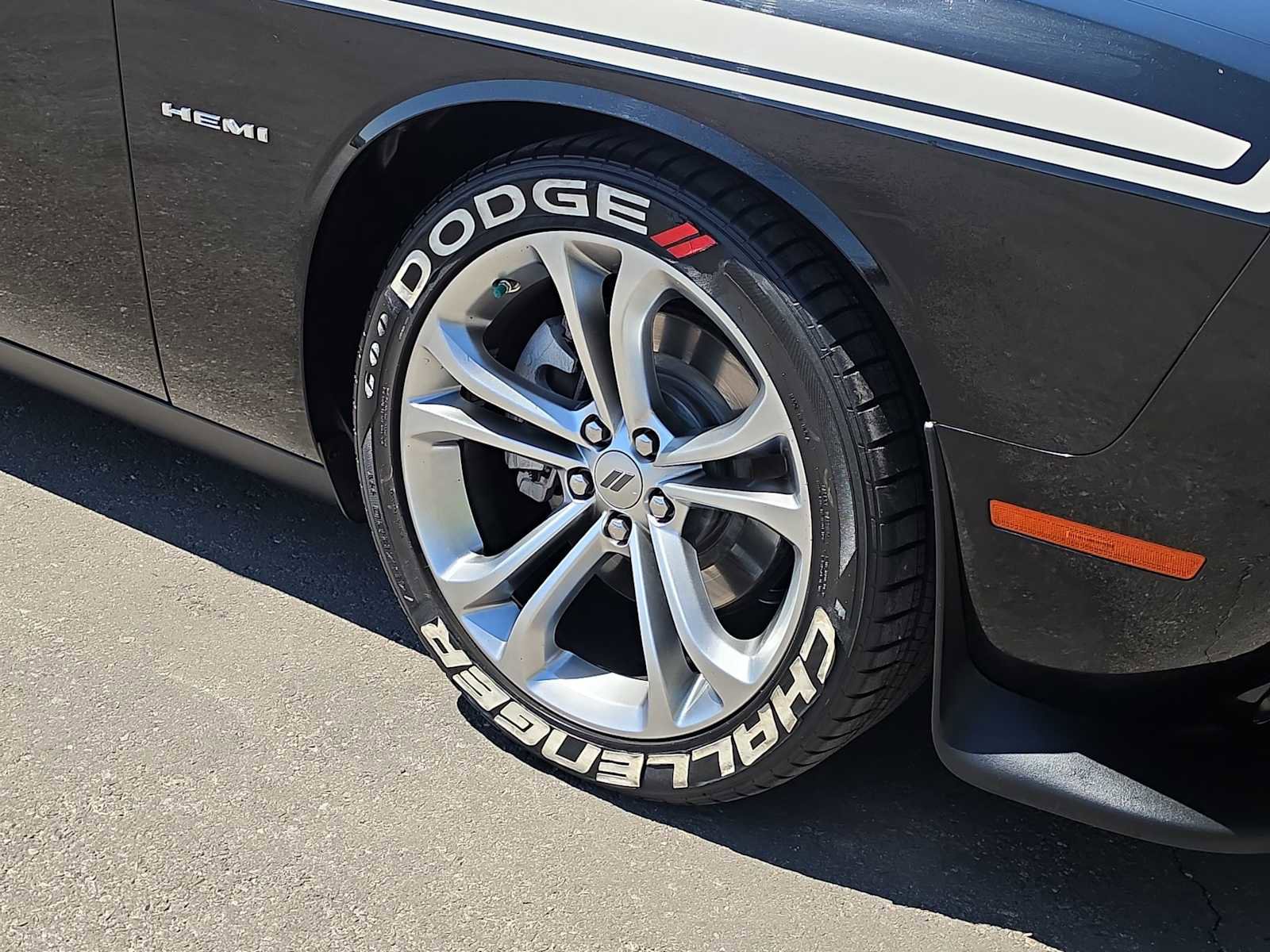 Used 2022 Dodge Challenger R/T RWD image 12
