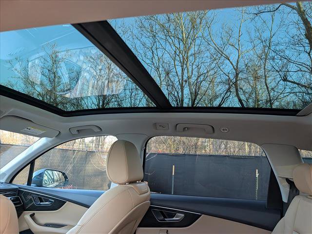 Used 2022 Audi Q7 3.0T Premium Plus w/ Premium Plus Package image 27