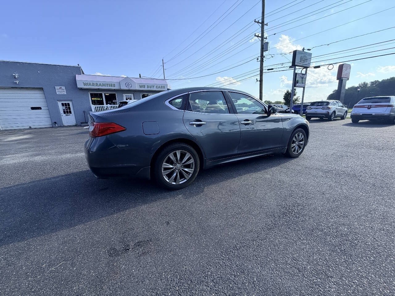 Used 2011 INFINITI M37 x w/ Premium Pkg AWD/4WD image 18