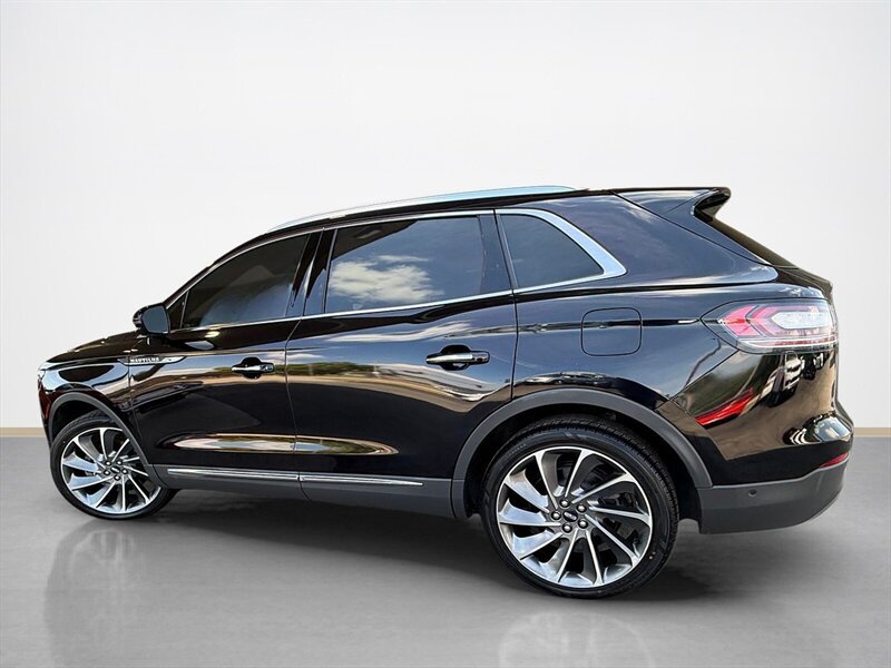 Used 2020 Lincoln Nautilus Reserve w/ Equipment Group 202A AWD/4WD image 7