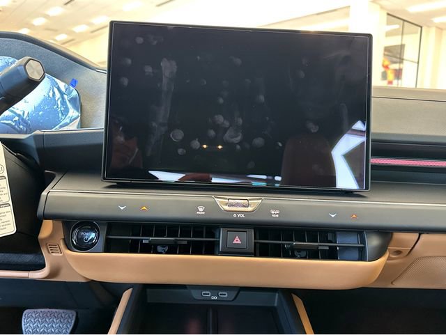 New 2026 Lexus ES 350e FWD image 10