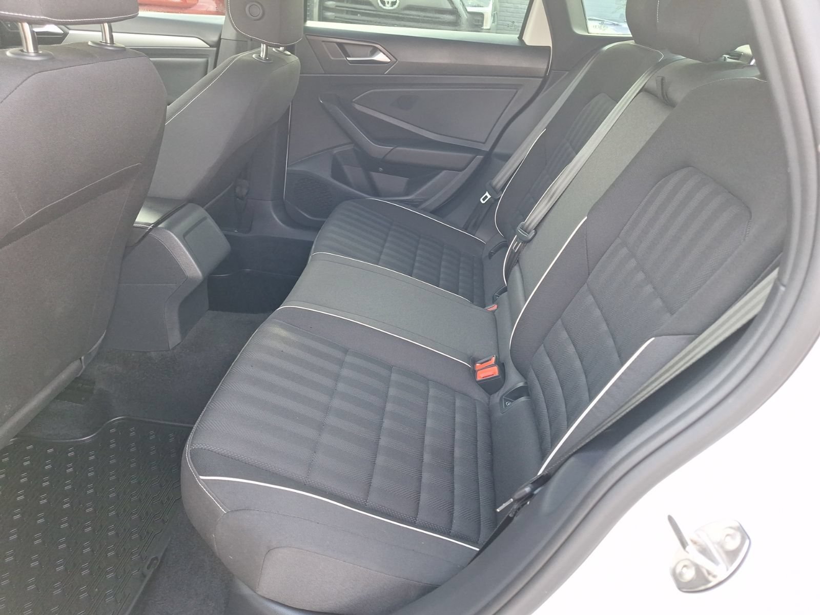 Used 2024 Volkswagen Jetta Sport FWD image 28