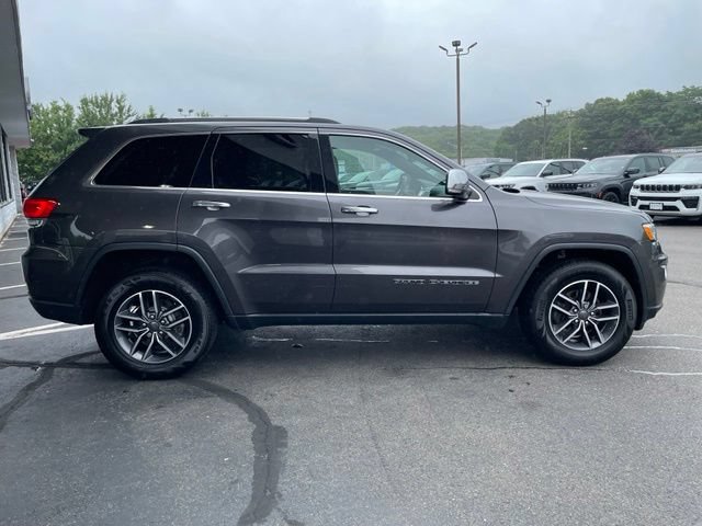 Used 2019 Jeep Grand Cherokee Limited AWD/4WD image 4