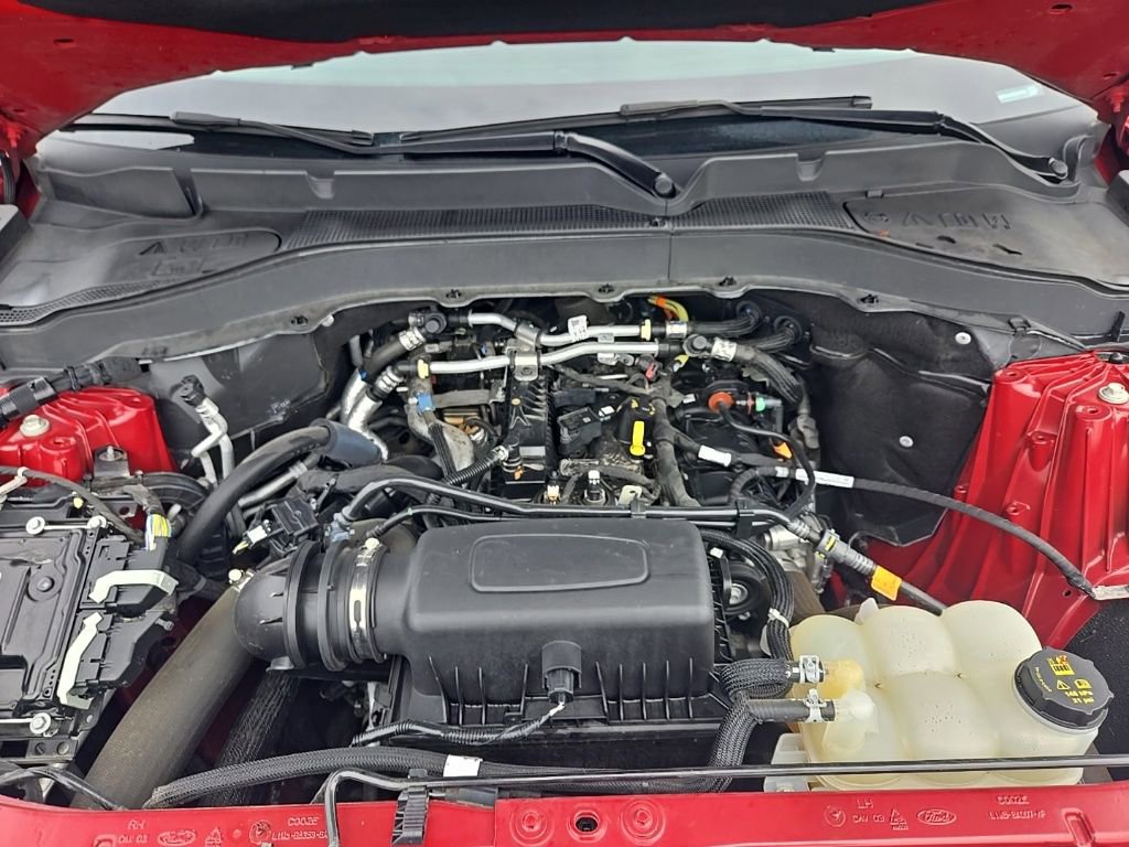 Used 2022 Ford Explorer XLT image 10