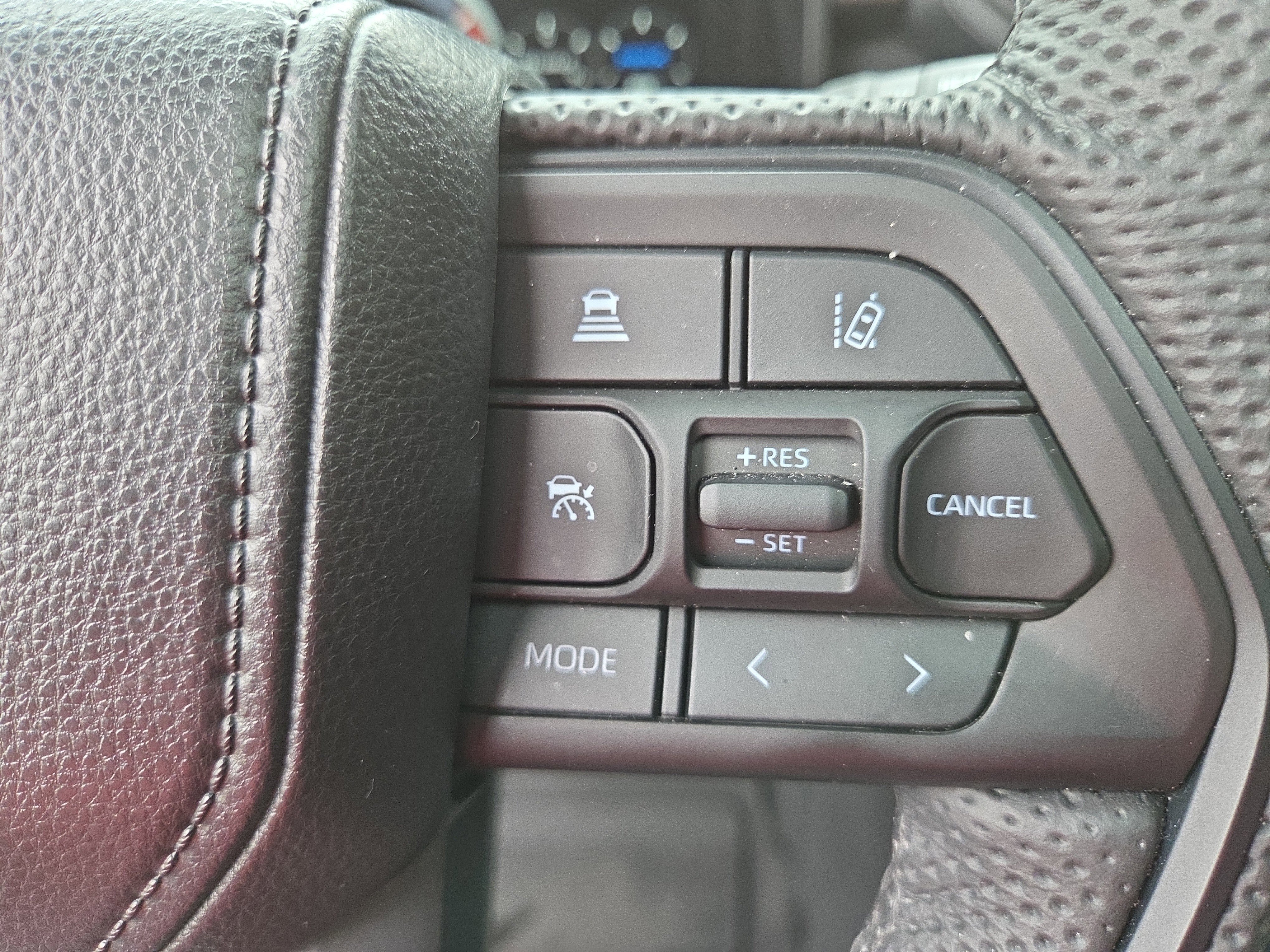 Used 2026 Toyota Sequoia TRD Pro w/ Tow Technology Package AWD/4WD image 32