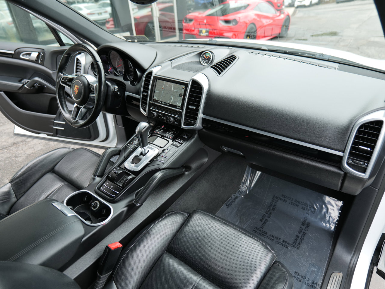 Used 2016 Porsche Cayenne image 36