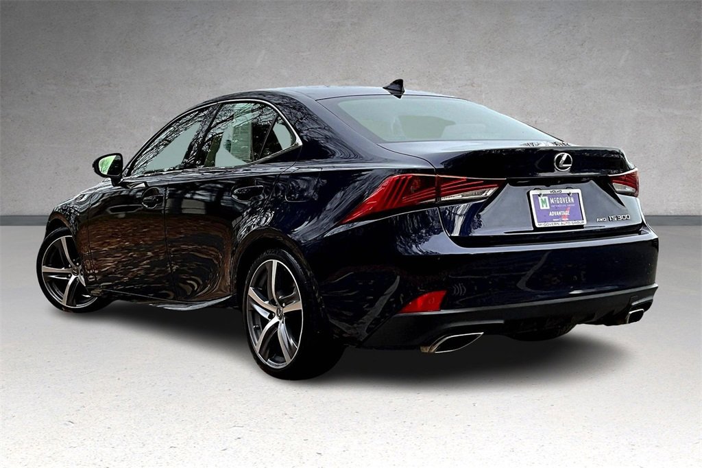 Used 2018 Lexus IS 300 AWD image 4