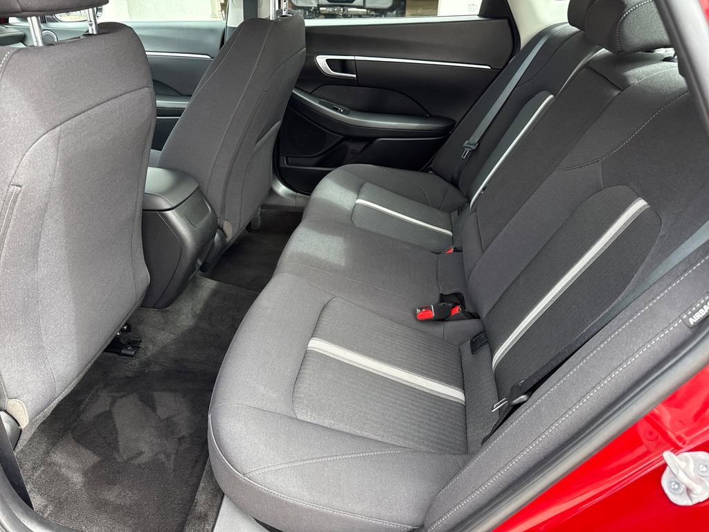 Used 2025 Hyundai Sonata SEL FWD image 25