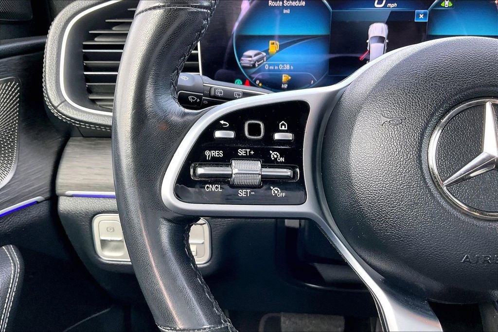 Used 2021 Mercedes-Benz GLS 450 4MATIC image 10