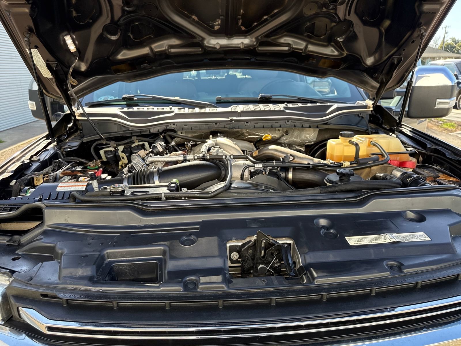 Used 2021 Ford F350 XLT w/ XLT Premium Package image 22