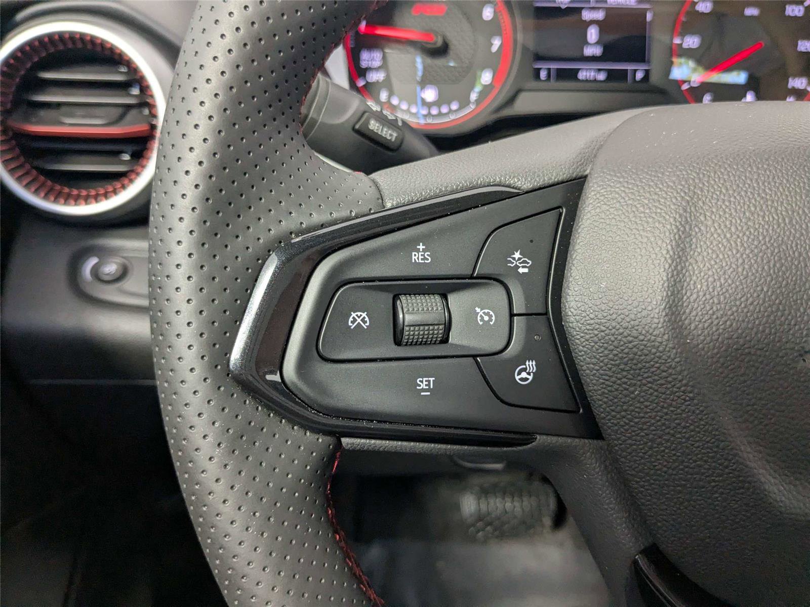 Used 2024 Chevrolet Trax RS w/ Driver Confidence Package image 18