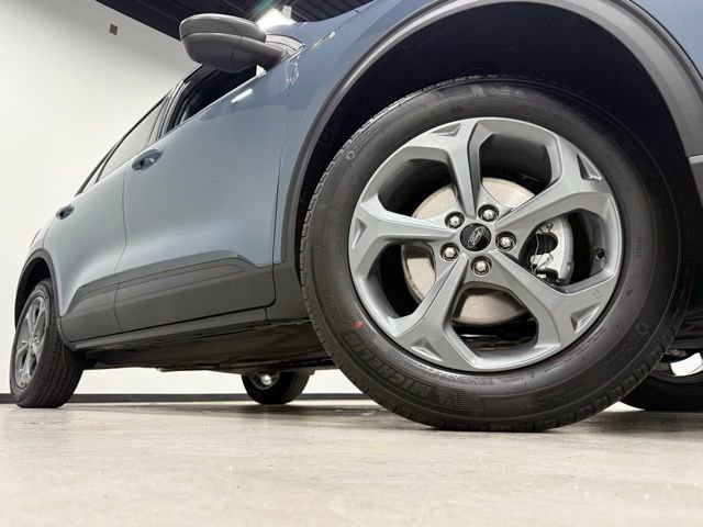 New 2026 Ford Escape ST-Line image 2