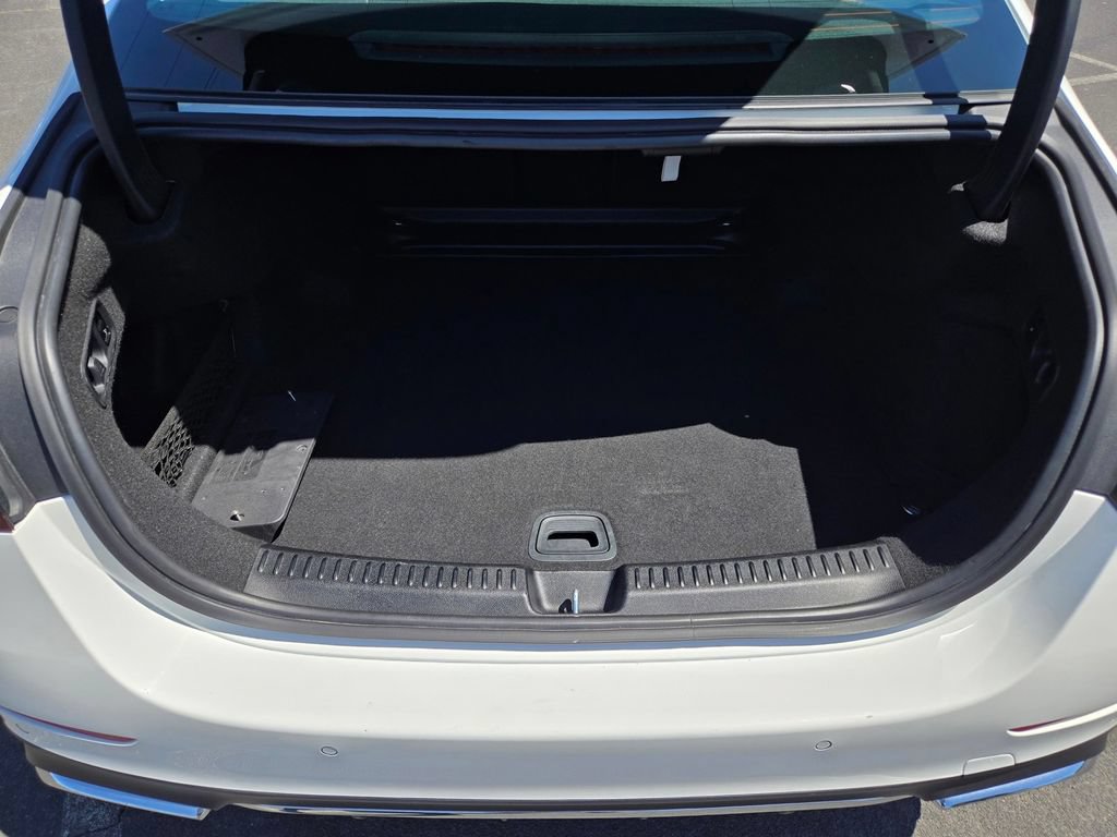 Used 2025 Mercedes-Benz E 350 4MATIC Sedan image 26