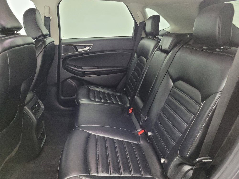 Used 2023 Ford Edge SEL image 18