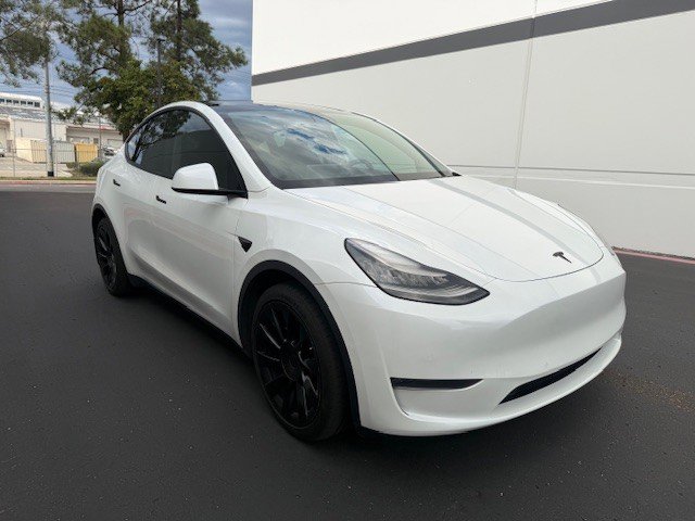 Used 2020 Tesla Model Y Long Range image 2