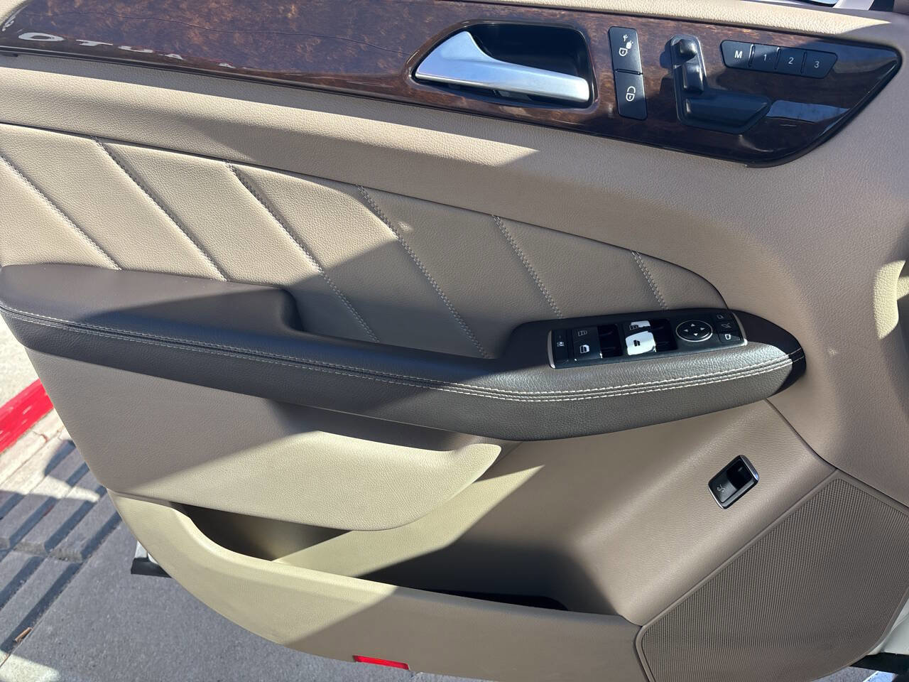 Used 2016 Mercedes-Benz GL 320 BlueTEC 4MATIC image 26