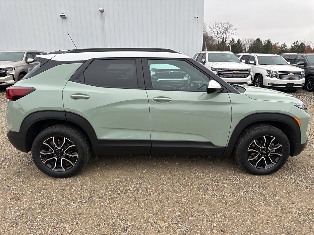 Used 2025 Chevrolet TrailBlazer ACTIV w/ Convenience Package image 6