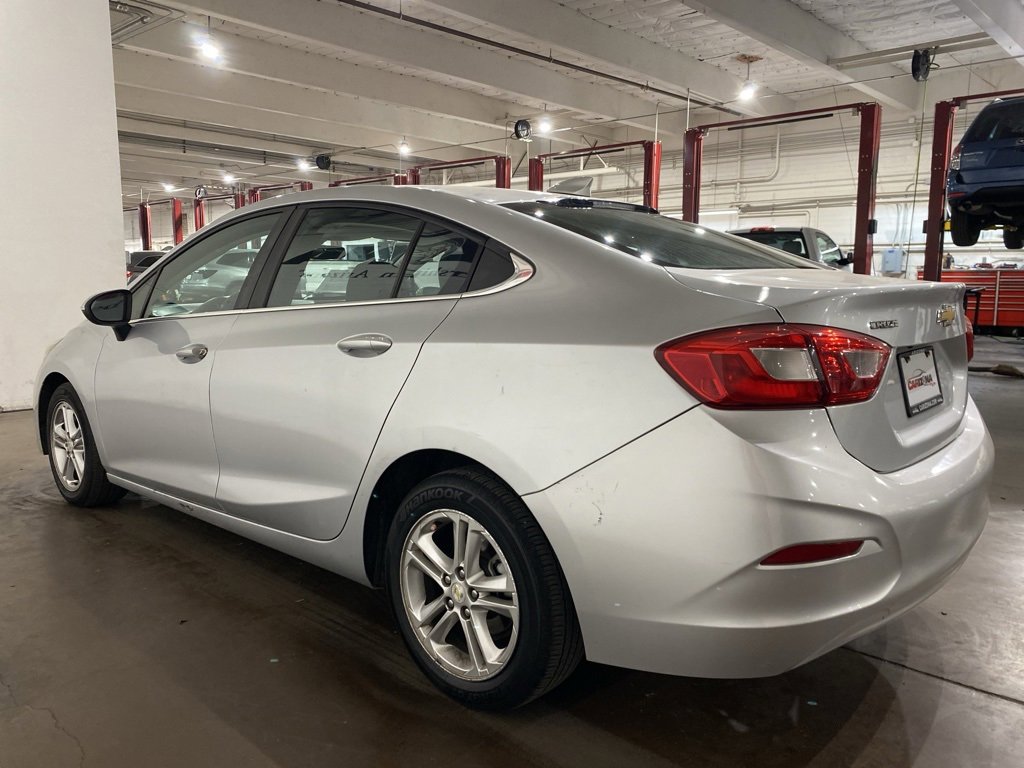 Used 2018 Chevrolet Cruze LT image 6