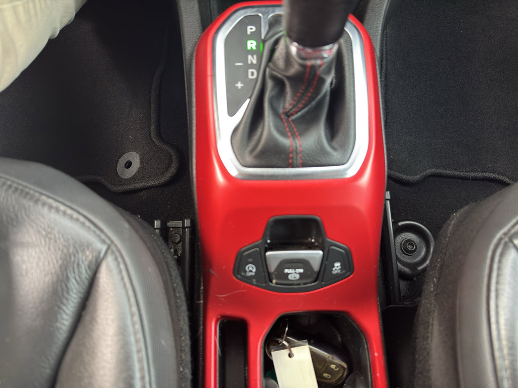 Used 2021 Jeep Renegade Trailhawk image 22