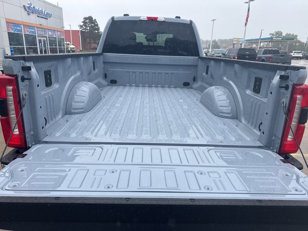 New 2026 Ford F350 Lariat image 26