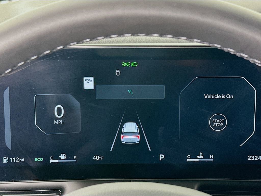 Used 2026 Kia Carnival SX w/ SX Dark Edition Package image 16