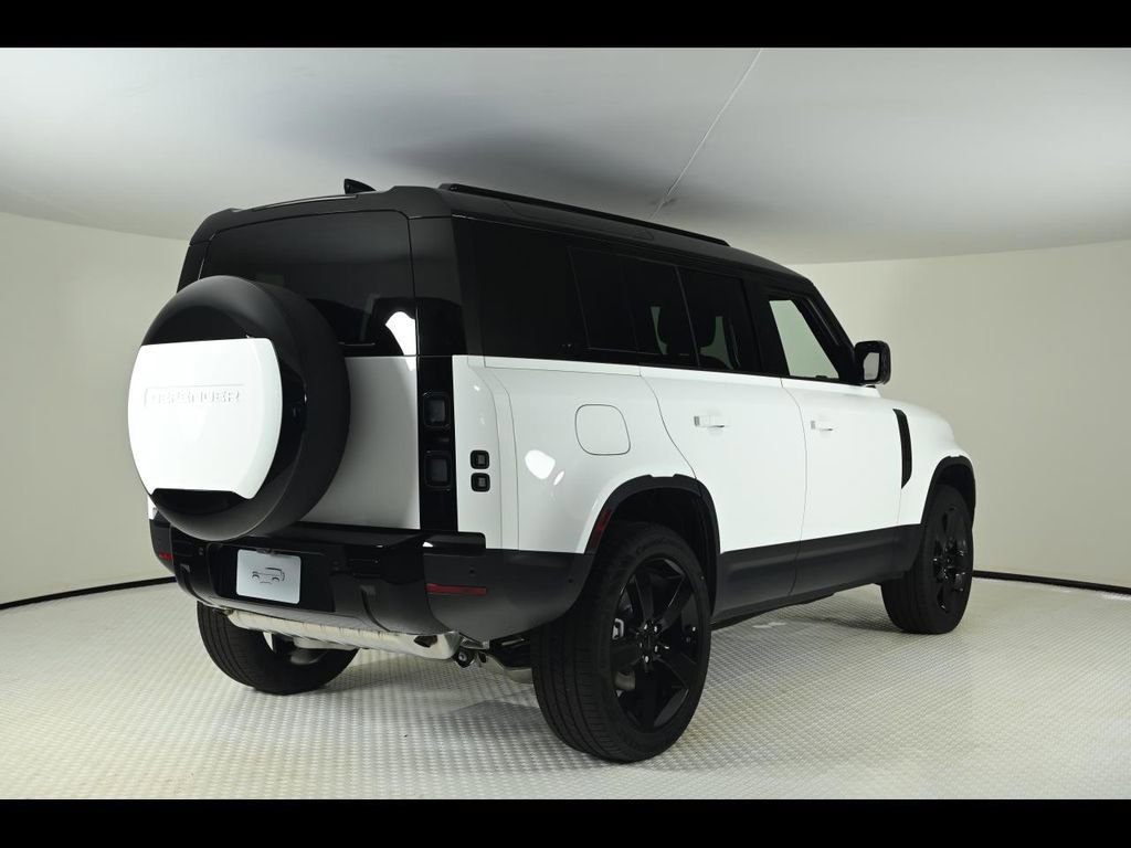 New 2026 Land Rover Defender 110 S image 5