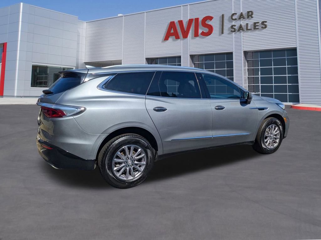 Used 2024 Buick Enclave Premium image 5