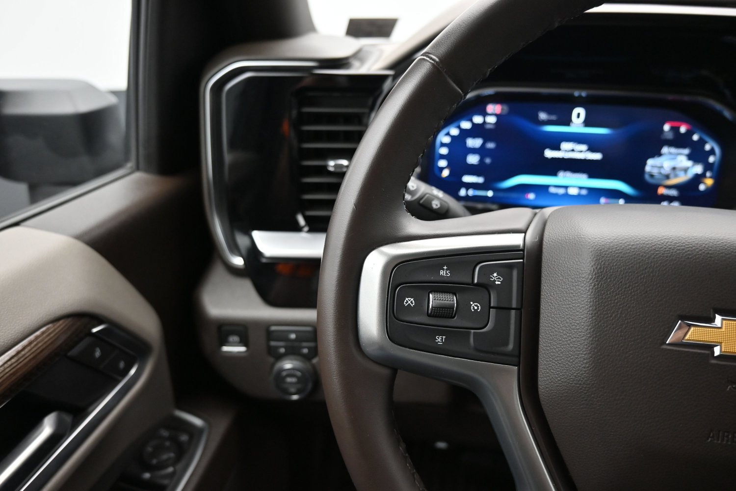 Certified 2026 Chevrolet Silverado 2500 LT AWD/4WD image 15