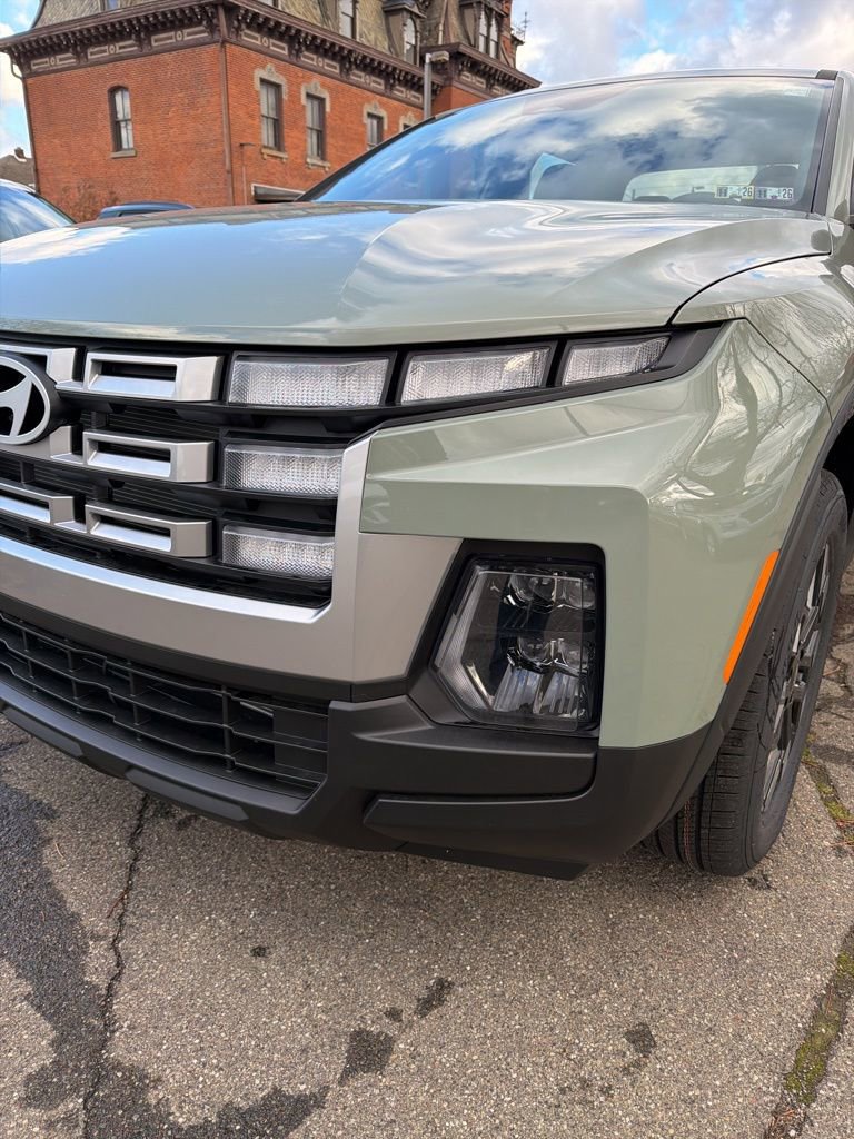 New 2026 Hyundai Santa Cruz SE image 9