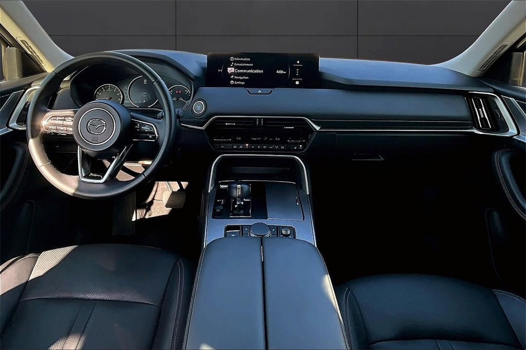 Certified 2025 MAZDA CX-70 3.3 Turbo w/ Preferred Package image 14