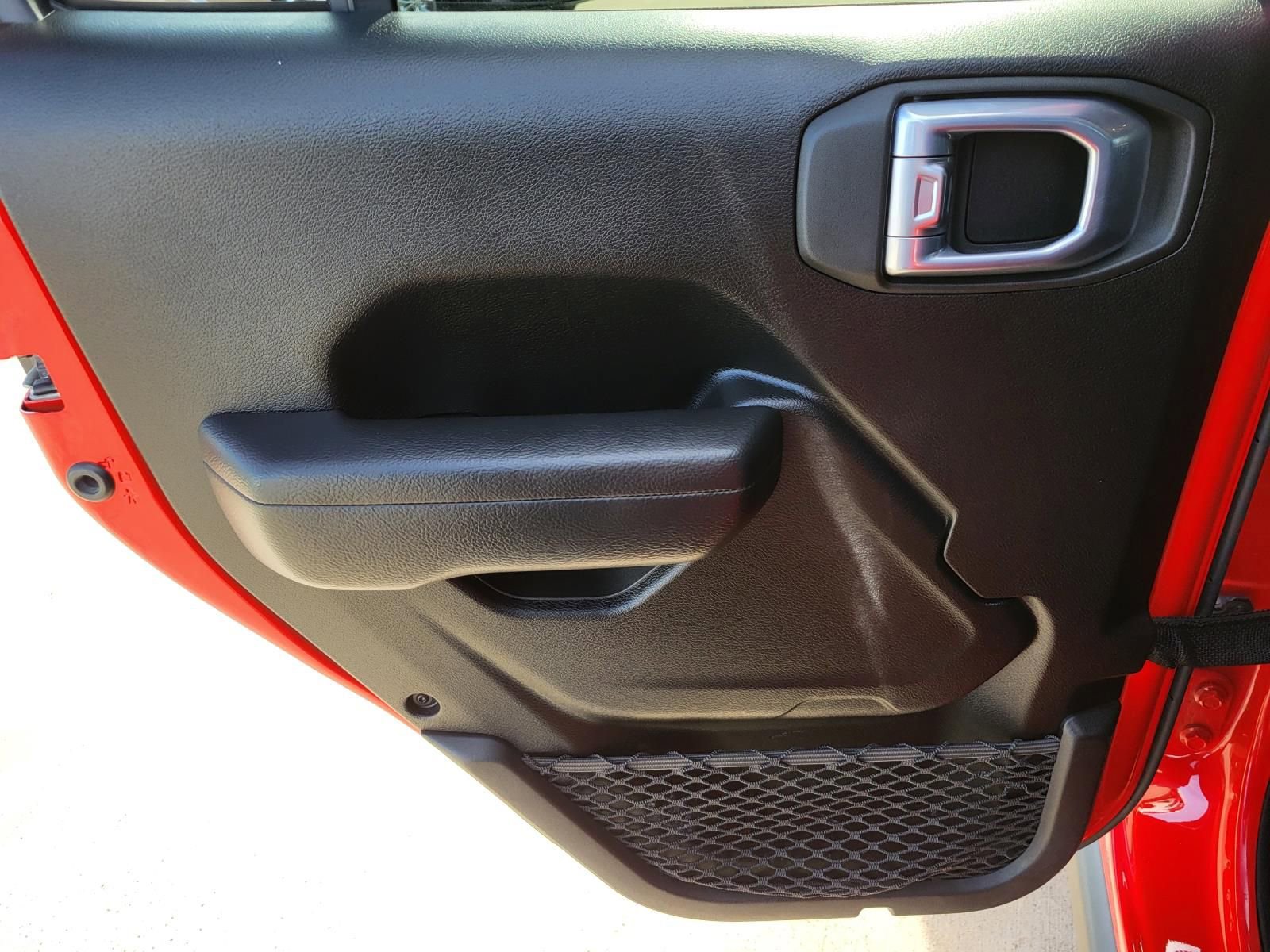 Used 2022 Jeep Gladiator Willys image 19